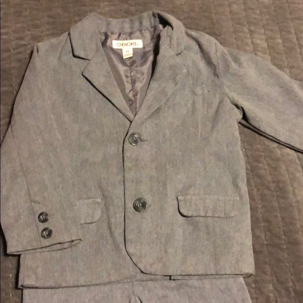 Toddler Boys Suit Cherokee 2T like new